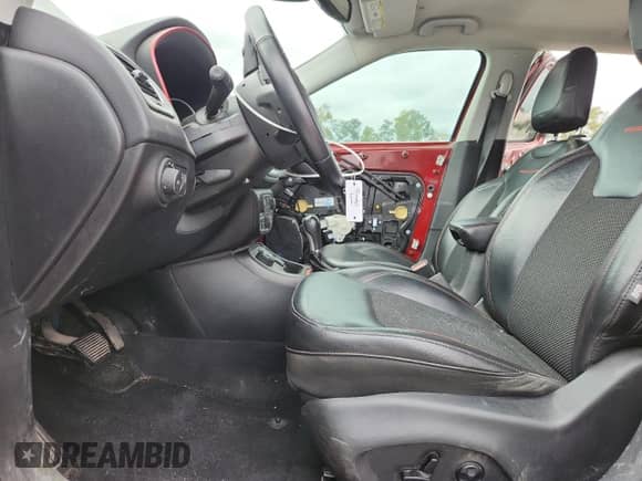 2018 Jeep Compass Trailhawk с VIN 3C4NJDDB5JT408813, выставлен на аукционе Copart как лот 82183765 с пробегом 102 305 миль миль и Списание • Salvage title. История ставок и продаж доступна на DreamBid. Изображение 7.