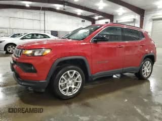2024 Jeep Compass Latitude Lux с VIN 3C4NJDFN7RT152015, выставлен на аукционе Copart как лот 65359445 с пробегом 12 123 миль миль и Списание • Salvage title. История ставок и продаж доступна на DreamBid. Изображение 1.