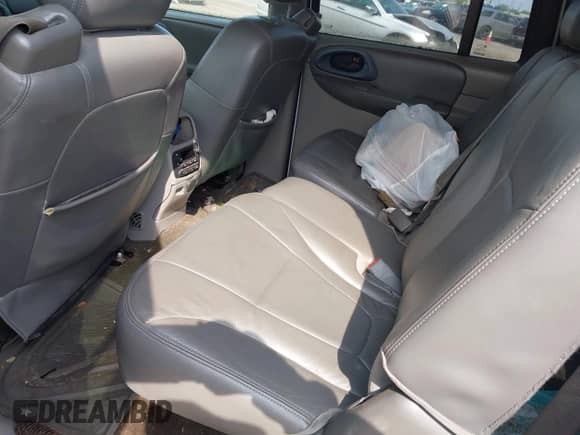 2003 Chevrolet TrailBlazer EXT LT с VIN 1GNET16S236111928, выставлен на аукционе IAAI как лот 42502502 с пробегом 197 737 миль миль и . История ставок и продаж доступна на DreamBid. Изображение 8.