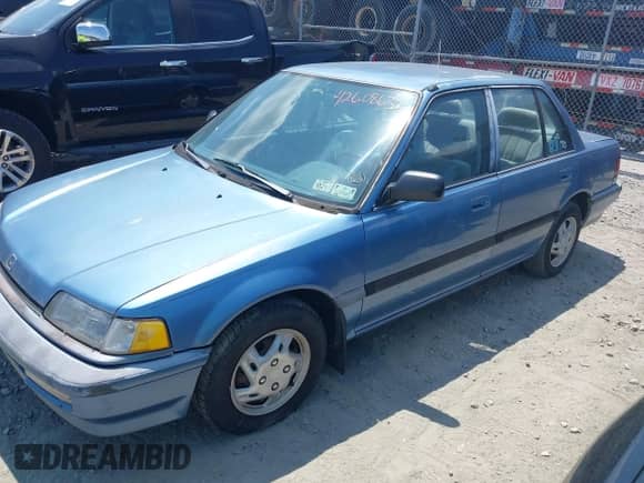 1991 Honda Civic z VIN 1HGED3656ML043956, wystawiony jako IAAI lot #42608632 z przebiegiem 163 524 mil mil oraz . Historia ofert i sprzedaży dostępna na DreamBid. Obrazek 2.