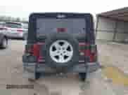 2007 Jeep Wrangler Unlimited X с VIN 1J4GA391X7L163475, выставлен на аукционе IAAI как лот 43114012 с пробегом 220 359 миль миль и . История ставок и продаж доступна на DreamBid. Изображение 17.