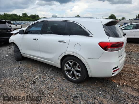 2018 Kia Sorento SX z VIN 5XYPKDA52JG377483, wystawiony jako Copart lot #63124635 z przebiegiem 125 691 mil mil oraz Szkoda całkowita • Salvage title. Historia ofert i sprzedaży dostępna na DreamBid. Obrazek 2.