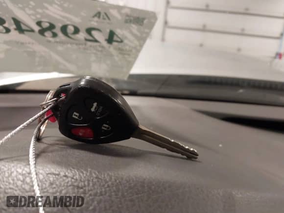 2009 Toyota Camry z VIN 4T4BE46K09R133567, wystawiony jako IAAI lot #42984886 z przebiegiem 152 037 mil mil oraz . Historia ofert i sprzedaży dostępna na DreamBid. Obrazek 11.