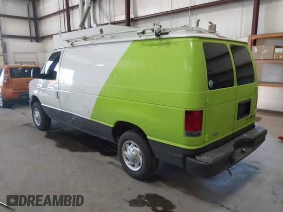 2011 Ford Econoline Cargo Commercial z VIN 1FTNE1EL7BDA52902, wystawiony jako IAAI lot #42736958 z przebiegiem 240 467 mil mil oraz . Historia ofert i sprzedaży dostępna na DreamBid. Obrazek 3.