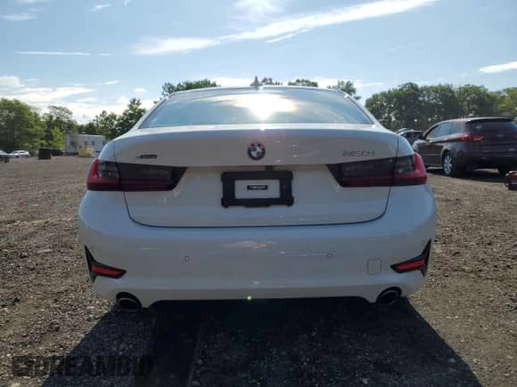 2022 BMW 3 Series 330i xDrive с VIN 3MW5R7J02N8C34069, выставлен на аукционе Copart как лот 63990255 с пробегом 35 890 миль миль и Списание • Salvage title. История ставок и продаж доступна на DreamBid. Изображение 6.