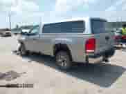 2008 GMC Sierra 1500 Work Truck z VIN 1GTEC14C78Z224266, wystawiony jako IAAI lot #42735583 z przebiegiem 129 924 mil mil oraz . Historia ofert i sprzedaży dostępna na DreamBid. Obrazek 3.