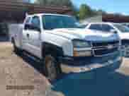 2006 Chevrolet Silverado 2500HD LT3 z VIN 1GCHK29216E244751, wystawiony jako IAAI lot #43447025 z przebiegiem 234 440 mil mil oraz . Historia ofert i sprzedaży dostępna na DreamBid. Obrazek 1.