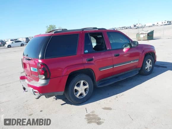 2002 Chevrolet TrailBlazer LS z VIN 1GNDT13S222516693, wystawiony jako IAAI lot #42197823 z przebiegiem 123 424 mil mil oraz . Historia ofert i sprzedaży dostępna na DreamBid. Obrazek 4.