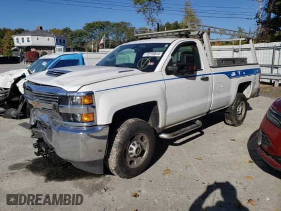 2018 Chevrolet Silverado 2500HD z VIN 1GC0KUEY4JZ278395, wystawiony jako Copart lot #72715914 z przebiegiem 53 987 mil mil oraz Szkoda całkowita • Salvage title. Historia ofert i sprzedaży dostępna na DreamBid. Obrazek 1.