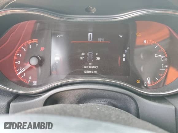 2019 Dodge Durango R/T z VIN 1C4SDJCT8KC663892, wystawiony jako Copart lot #53379405 z przebiegiem 133 014 mil mil oraz Szkoda całkowita • Salvage title. Historia ofert i sprzedaży dostępna na DreamBid. Obrazek 9.