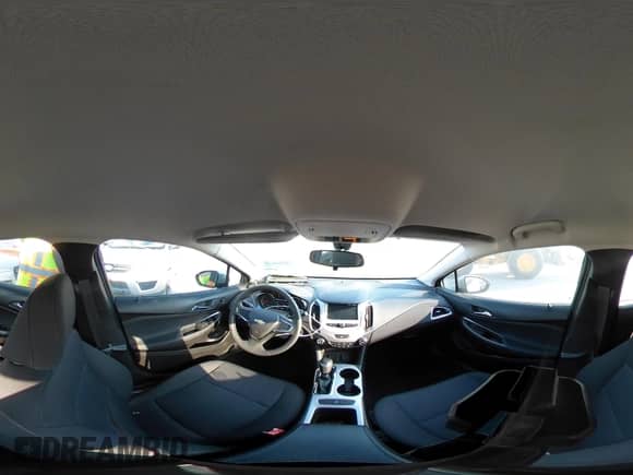 2018 Chevrolet Cruze LS z VIN 1G1BC5SM4J7196975, wystawiony jako IAAI lot #43259970 z przebiegiem 43 888 mil mil oraz . Historia ofert i sprzedaży dostępna na DreamBid. Obrazek 18.