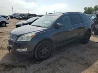 2011 Chevrolet Traverse LS z VIN 1GNKRFED5BJ156018, wystawiony jako Copart lot #71911335 z przebiegiem 163 052 mil mil oraz Szkoda całkowita • Salvage title. Historia ofert i sprzedaży dostępna na DreamBid. Obrazek 1.