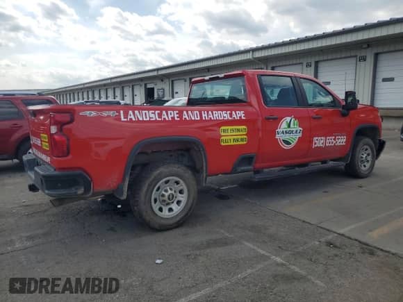 2021 Chevrolet Silverado 3500HD Work Truck with VIN 1GC4YSE78MF116688, listed as a Copart auction lot 69057025 with 120,359 mi miles and Salvage title. Bid and sale history available at DreamBid. Image 3.