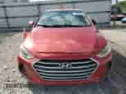 2018 Hyundai Elantra SEL с VIN 5NPD84LF7JH308126, выставлен на аукционе Copart как лот 81020895 с пробегом 118 819 миль миль и Списание • Salvage title. История ставок и продаж доступна на DreamBid. Изображение 5.