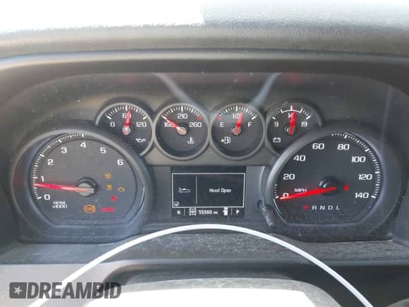 2020 Chevrolet Silverado 1500 Custom z VIN 3GCUYBEF2LG450848, wystawiony jako IAAI lot #42075964 z przebiegiem 55 560 mil mil oraz . Historia ofert i sprzedaży dostępna na DreamBid. Obrazek 7.
