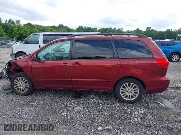2010 Toyota Sienna XLE с VIN 5TDYK4CC6AS341542, выставлен на аукционе IAAI как лот 42372629 с пробегом 216 749 миль миль и . История ставок и продаж доступна на DreamBid. Изображение 15.