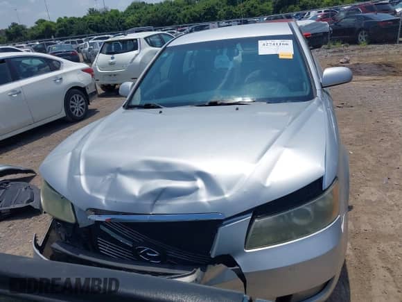 2008 Hyundai Sonata SE с VIN 5NPEU46F58H299545, выставлен на аукционе IAAI как лот 42741166 с пробегом 269 246 миль миль и . История ставок и продаж доступна на DreamBid. Изображение 12.