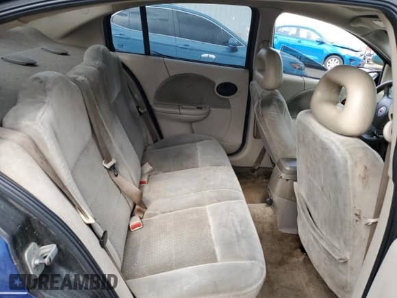 2005 Saturn ION ION 3 with VIN 1G8AL52F95Z121102, listed as a Copart auction lot 56462705 with 171,859 mi miles and Non repairable. Bid and sale history available at DreamBid. Image 10.