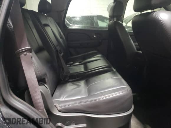 2008 Chevrolet Tahoe с VIN 1GNFK13578R179251, выставлен на аукционе Copart как лот 44173185 с пробегом 152 635 миль миль и Списание • Salvage title. История ставок и продаж доступна на DreamBid. Изображение 12.