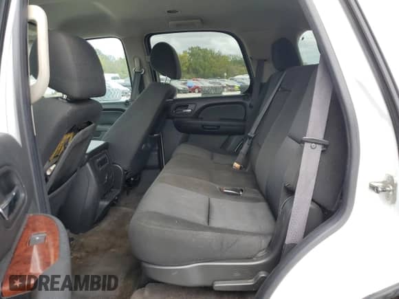 2011 Chevrolet Tahoe LS z VIN 1GNSCAE07BR263350, wystawiony jako Copart lot #85188265 z przebiegiem 210 283 mil mil oraz Szkoda całkowita • Salvage title. Historia ofert i sprzedaży dostępna na DreamBid. Obrazek 11.