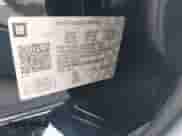 2017 Cadillac Escalade Luxury z VIN 1GYS3BKJ2HR399979, wystawiony jako IAAI lot #42140441 z przebiegiem 157 680 mil mil oraz . Historia ofert i sprzedaży dostępna na DreamBid. Obrazek 9.