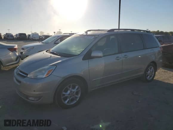 2004 Toyota Sienna XLE z VIN 5TDZA22C64S102641, wystawiony jako Copart lot #85000295 z przebiegiem 187 481 mil mil oraz Czysty tytuł • Clean title. Historia ofert i sprzedaży dostępna na DreamBid. Obrazek 1.