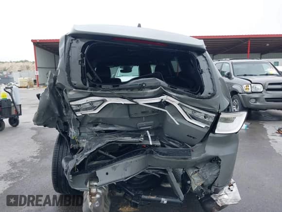 2022 Dodge Durango GT Plus z VIN 1C4RDJDG3NC206279, wystawiony jako IAAI lot #42116394 z przebiegiem Nie podano mil oraz . Historia ofert i sprzedaży dostępna na DreamBid. Obrazek 17.