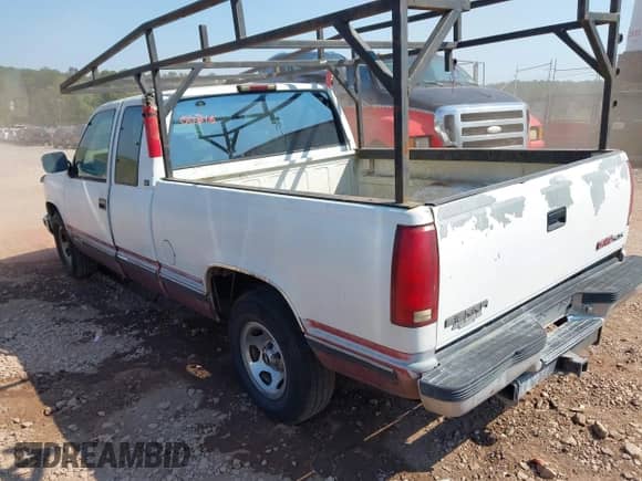 1994 GMC Sierra 1500 z VIN 2GTEC19K2R1554343, wystawiony jako IAAI lot #43200216 z przebiegiem 271 747 mil mil oraz . Historia ofert i sprzedaży dostępna na DreamBid. Obrazek 3.