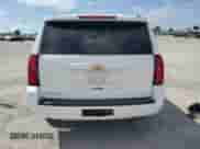 2015 Chevrolet Tahoe LT с VIN 1GNSKBKC4FR565532, выставлен на аукционе Copart как лот 71240425 с пробегом 198 533 миль миль и Списание • Salvage title. История ставок и продаж доступна на DreamBid. Изображение 6.