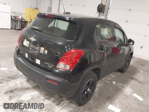 2016 Chevrolet Trax LS with VIN KL7CJNSBXGB621781, listed as a IAAI auction lot 42533078 with 111,873 mi miles and . Bid and sale history available at DreamBid. Image 4.