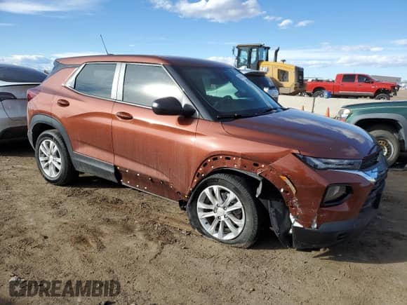2021 Chevrolet TrailBlazer LS with VIN KL79MNSL0MB076812, listed as a Copart auction lot 46640155 with 20,763 mi miles and Salvage title. Bid and sale history available at DreamBid. Image 4.