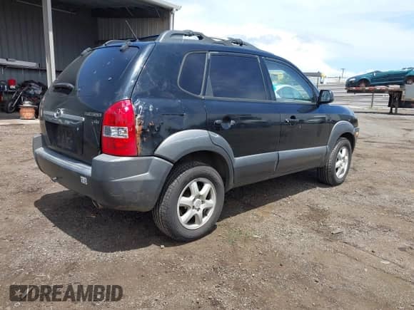 2005 Hyundai Tucson GLS с VIN KM8JN72D25U188241, выставлен на аукционе IAAI как лот 42282508 с пробегом 78 416 миль миль и . История ставок и продаж доступна на DreamBid. Изображение 4.