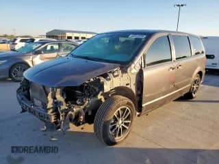 2015 Dodge Grand Caravan SXT with VIN 2C4RDGCG3FR569355, listed as a Copart auction lot 85912815 with 107,658 mi miles and Salvage title. Bid and sale history available at DreamBid. Image 1.