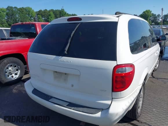 2002 Dodge Caravan ES z VIN 2B4GP54L92R732385, wystawiony jako IAAI lot #42479565 z przebiegiem 177 433 mil mil oraz . Historia ofert i sprzedaży dostępna na DreamBid. Obrazek 4.