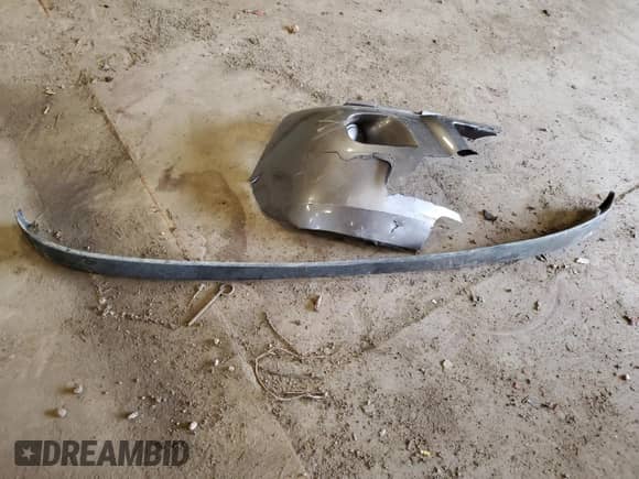 2014 Chevrolet Tahoe LS z VIN 1GNSKAE00ER246316, wystawiony jako Copart lot #72528834 z przebiegiem 165 776 mil mil oraz Czysty tytuł • Clean title. Historia ofert i sprzedaży dostępna na DreamBid. Obrazek 13.