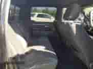 2020 Ram 1500 Lone Star z VIN 1C6SRFFM2LN289988, wystawiony jako Copart lot #61385815 z przebiegiem 84 131 mil mil oraz Szkoda całkowita • Salvage title. Historia ofert i sprzedaży dostępna na DreamBid. Obrazek 10.