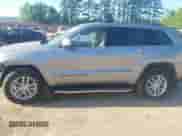 2017 Jeep Grand Cherokee 75th Anniversary z VIN 1C4RJFAG2HC816396, wystawiony jako IAAI lot #42010700 z przebiegiem 109 711 mil mil oraz . Historia ofert i sprzedaży dostępna na DreamBid. Obrazek 14.
