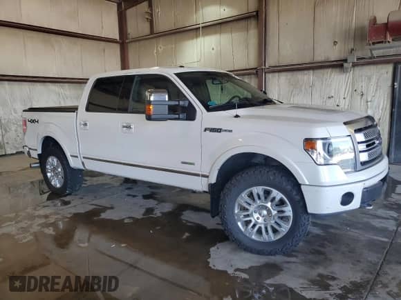 2013 Ford F-150 XL z VIN 1FTFW1ET2DFC47928, wystawiony jako Copart lot #62064415 z przebiegiem 126 527 mil mil oraz Szkoda całkowita • Salvage title. Historia ofert i sprzedaży dostępna na DreamBid. Obrazek 4.
