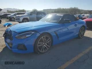 2020 BMW Z4 sDrive30i z VIN WBAHF3C01LWW76728, wystawiony jako Copart lot #82159425 z przebiegiem 58 031 mil mil oraz Szkoda całkowita • Salvage title. Historia ofert i sprzedaży dostępna na DreamBid. Obrazek 1.