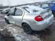 2003 Dodge Neon SXT z VIN 1B3ES56C93D168622, wystawiony jako IAAI lot #41583349 z przebiegiem 153 009 mil mil oraz . Historia ofert i sprzedaży dostępna na DreamBid. Obrazek 3.