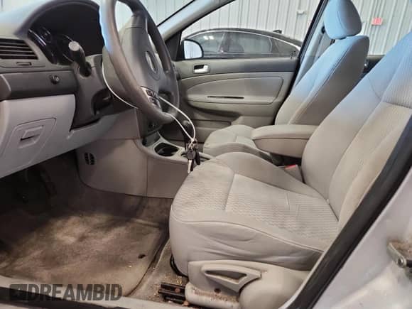 2007 Chevrolet Cobalt LT z VIN 1G1AL58F277327270, wystawiony jako Copart lot #80482185 z przebiegiem 122 350 mil mil oraz Nie do naprawy • Non repairable. Historia ofert i sprzedaży dostępna na DreamBid. Obrazek 7.