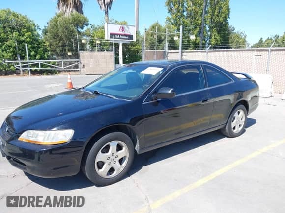 2000 Honda Accord EX с VIN 1HGCG2259YA022972, выставлен на аукционе IAAI как лот 42869229 с пробегом 442 516 миль миль и . История ставок и продаж доступна на DreamBid. Изображение 6.