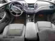 2017 Chevrolet Impala LT с VIN 2G1105S34H9162118, выставлен на аукционе Copart как лот 84043515 с пробегом 113 693 миль миль и Списание • Salvage title. История ставок и продаж доступна на DreamBid. Изображение 8.