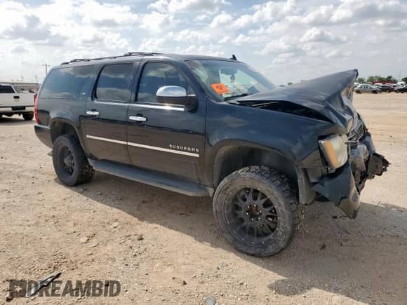 2013 Chevrolet Suburban LTZ с VIN 1GNSKKE73DR153291, выставлен на аукционе Copart как лот 59349945 с пробегом Не указан миль и Списание • Salvage title. История ставок и продаж доступна на DreamBid. Изображение 4.