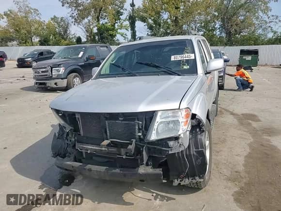 2011 Nissan Pathfinder SV with VIN 5N1AR1NB1BC633873, listed as a Copart auction lot 80796445 with 240,614 mi miles and Salvage title. Bid and sale history available at DreamBid. Image 13.