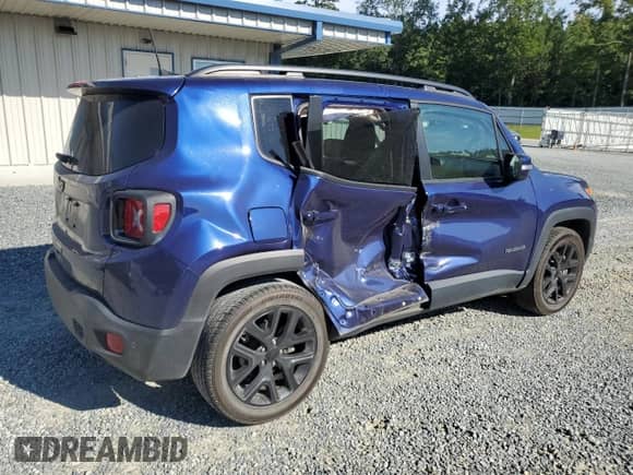 2018 Jeep Renegade Altitude with VIN ZACCJABB8JPG74732, listed as a Copart auction lot 71857075 with 81,449 mi miles and Salvage title. Bid and sale history available at DreamBid. Image 3.