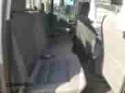 2018 Chevrolet Silverado 1500 LT z VIN 1GCVKREC6JZ323280, wystawiony jako Copart lot #84773395 z przebiegiem 57 531 mil mil oraz Nie do naprawy • Non repairable. Historia ofert i sprzedaży dostępna na DreamBid. Obrazek 10.