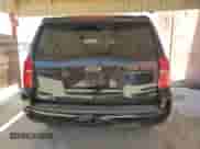 2019 Chevrolet Tahoe LT z VIN 1GNSKBKC9KR377051, wystawiony jako Copart lot #57666115 z przebiegiem 62 665 mil mil oraz Szkoda całkowita • Salvage title. Historia ofert i sprzedaży dostępna na DreamBid. Obrazek 6.