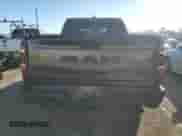 2022 Ram 1500 Rebel z VIN 1C6SRFLM3NN204700, wystawiony jako Copart lot #46337735 z przebiegiem Nie podano mil oraz Szkoda całkowita • Salvage title. Historia ofert i sprzedaży dostępna na DreamBid. Obrazek 6.