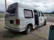 1998 Ford Econoline Cargo Recreational z VIN 1FDRE14L3WHB45879, wystawiony jako Copart lot #66877915 z przebiegiem 126 998 mil mil oraz Szkoda całkowita • Salvage title. Historia ofert i sprzedaży dostępna na DreamBid. Obrazek 3.
